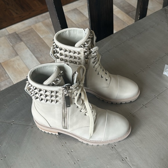 Christian Louboutin winter spikes flat calf leather motorcycle combat boot 37.5 - Picture 2 of 12